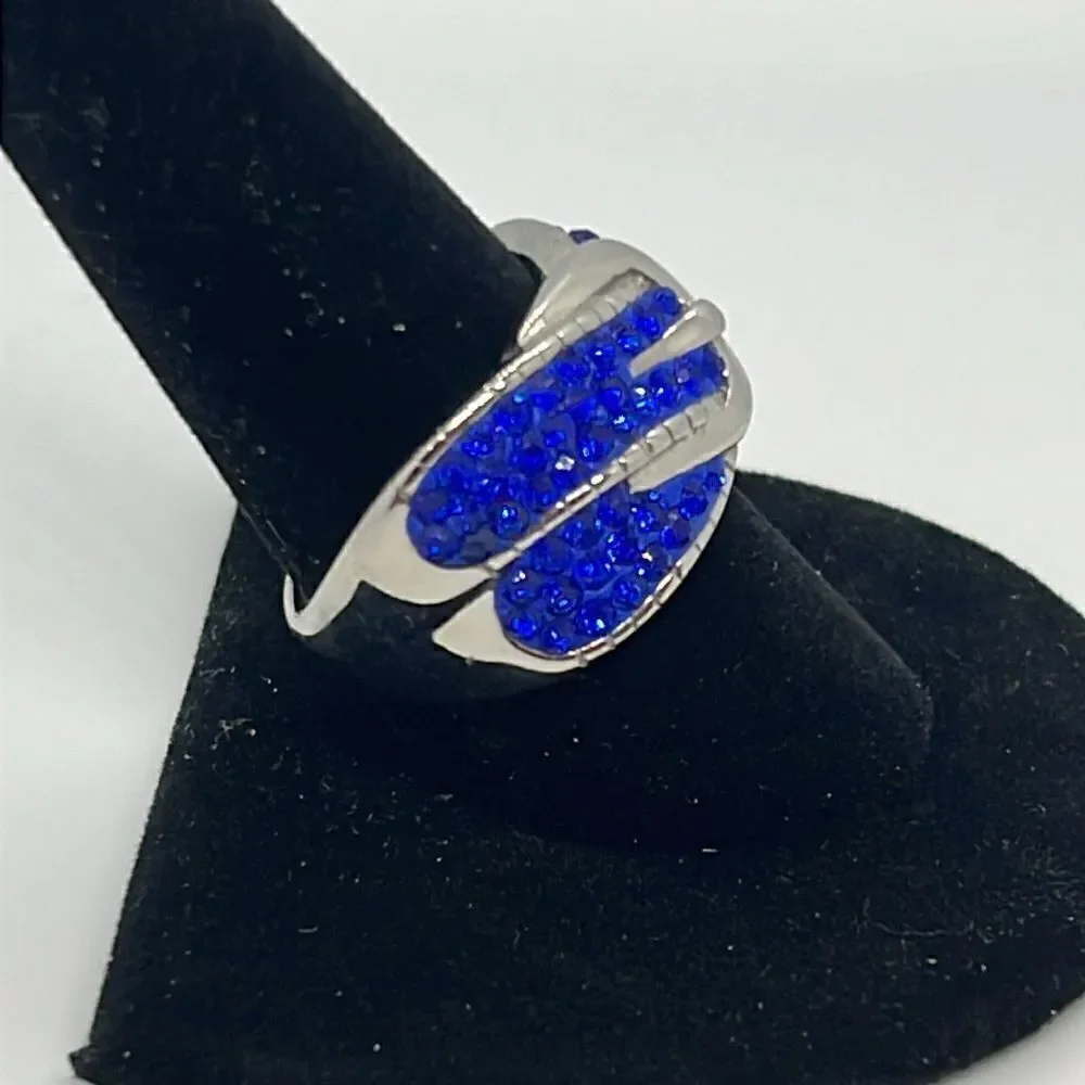 Beautiful Silver Belt Buckle Ring With Blue Stones